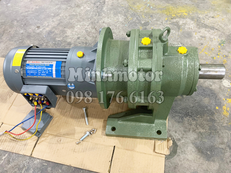 Motor Giảm Tốc 3 cấp GH kết hợp cycloid cyclo tốc độ có thể giảm chỉ còn nửa vòng / phút