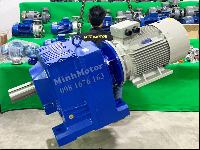 Motor điện 3 pha 75kw 100HP 4 pole gắn giảm tốc tải nặng